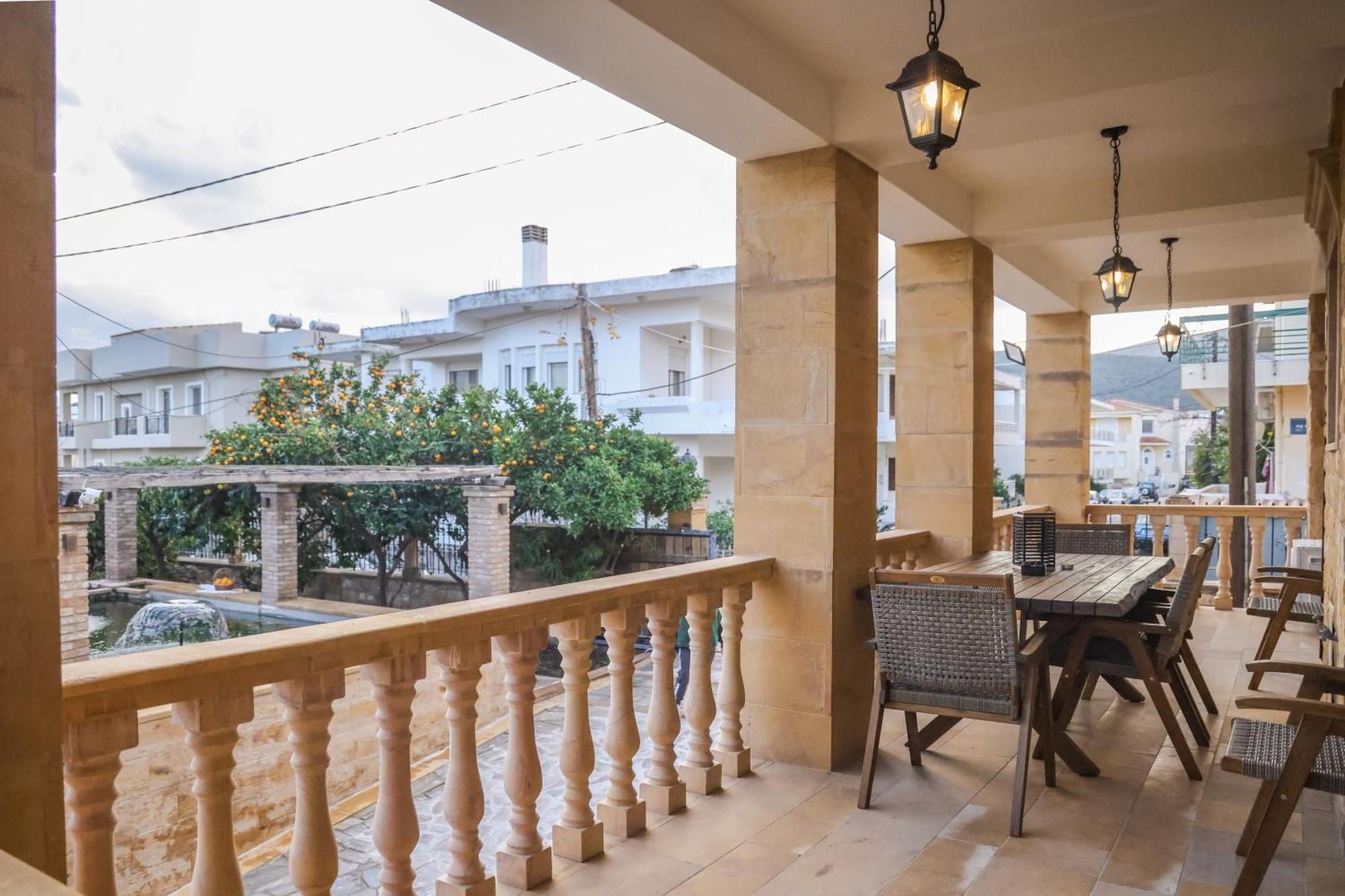 Archontiko Frideriki Luxury Apartments Chios Town Zewnętrze zdjęcie