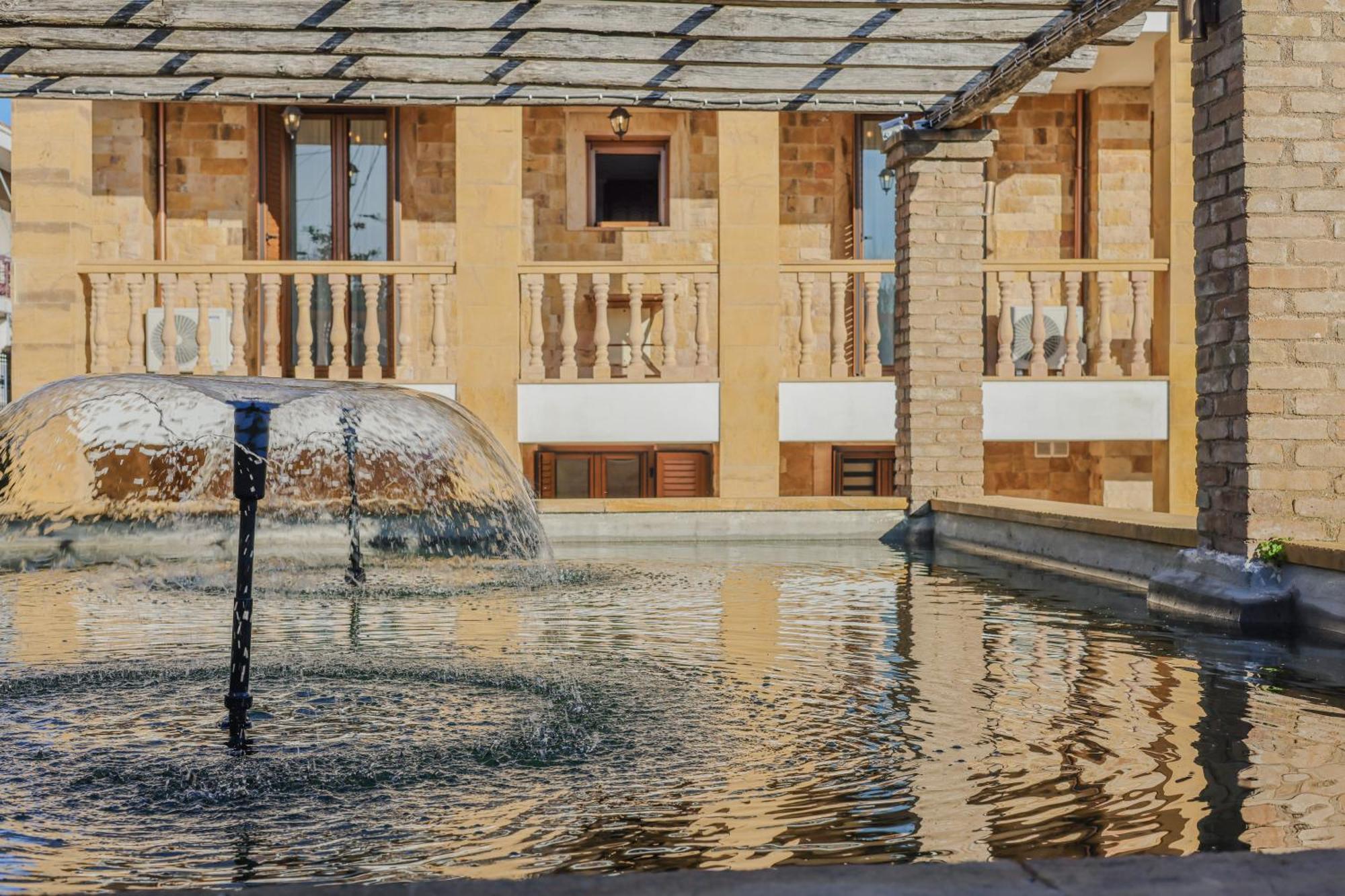 Archontiko Frideriki Luxury Apartments Chios Town Zewnętrze zdjęcie
