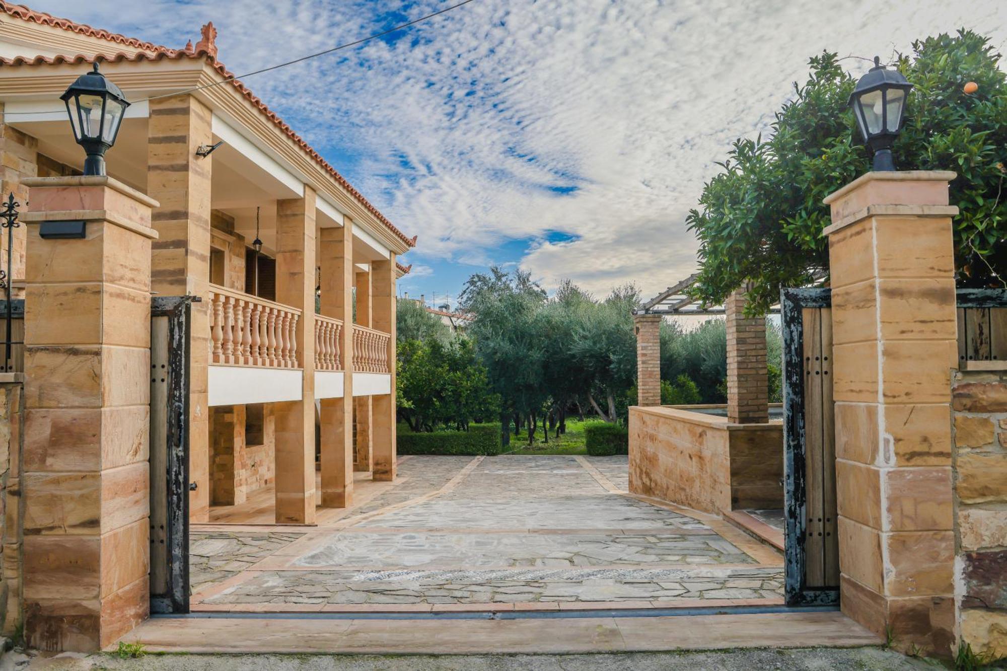 Archontiko Frideriki Luxury Apartments Chios Town Zewnętrze zdjęcie