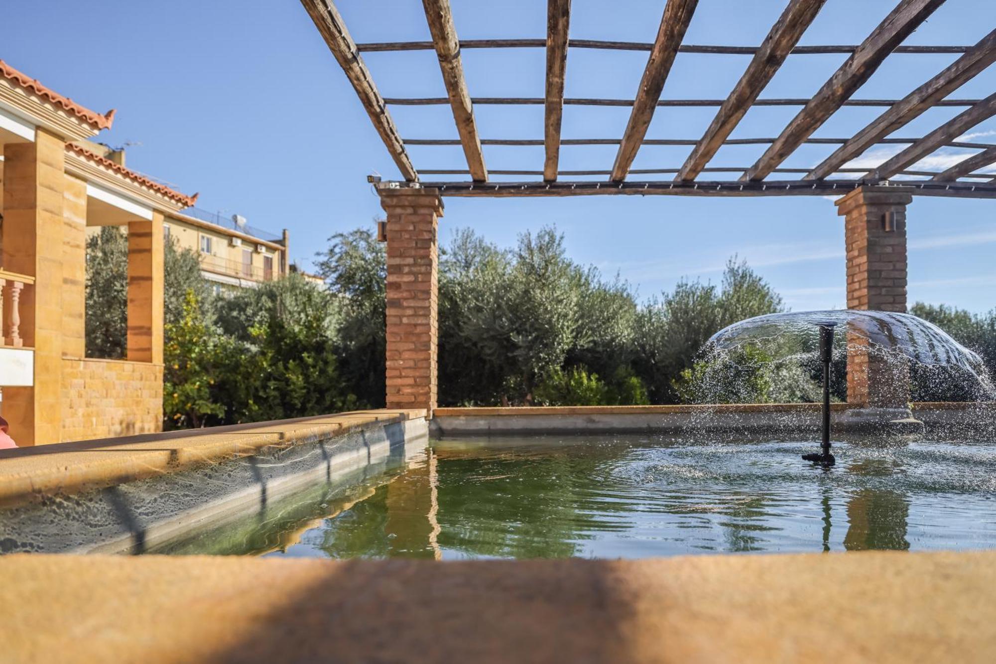 Archontiko Frideriki Luxury Apartments Chios Town Zewnętrze zdjęcie