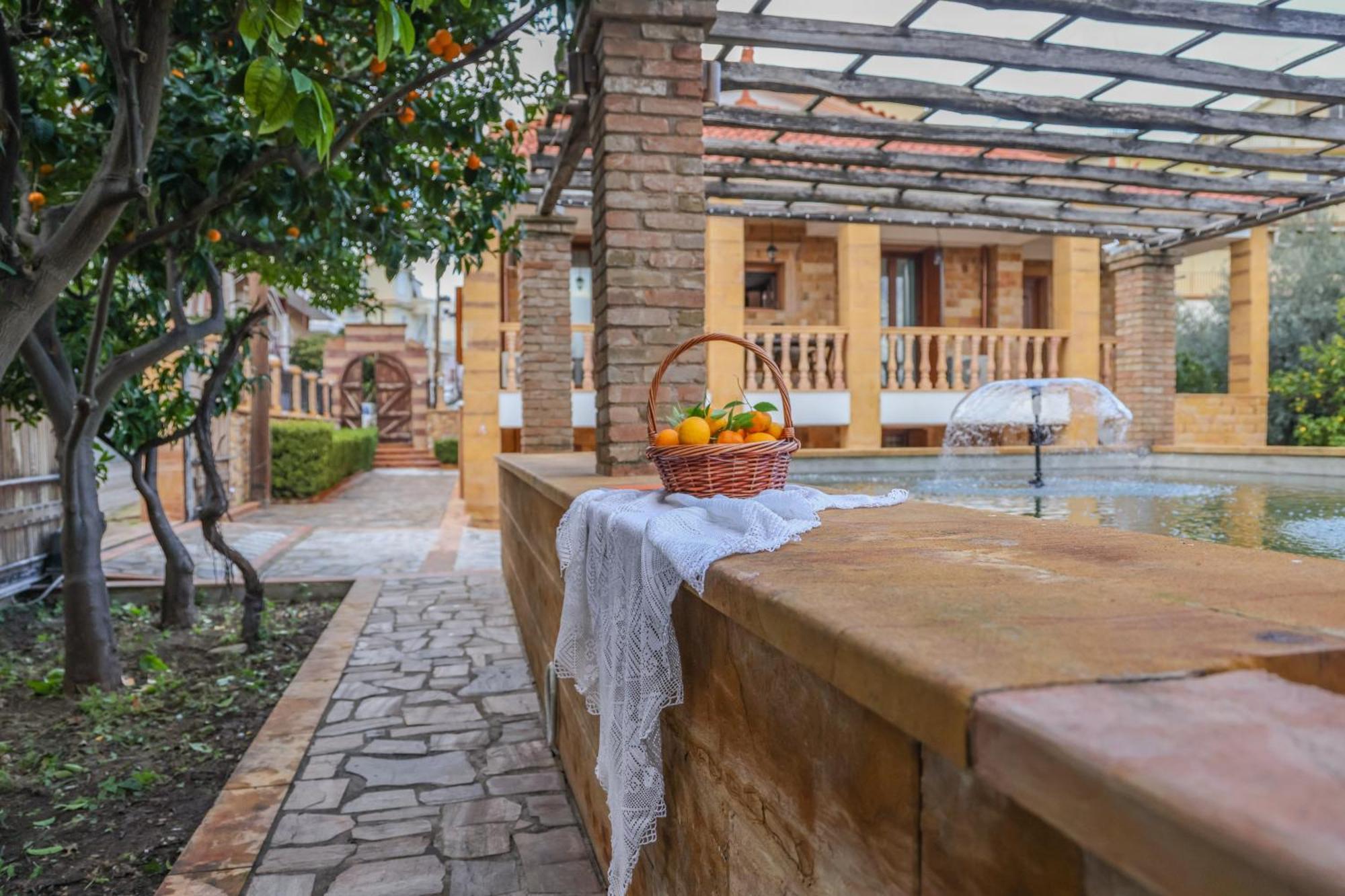 Archontiko Frideriki Luxury Apartments Chios Town Zewnętrze zdjęcie