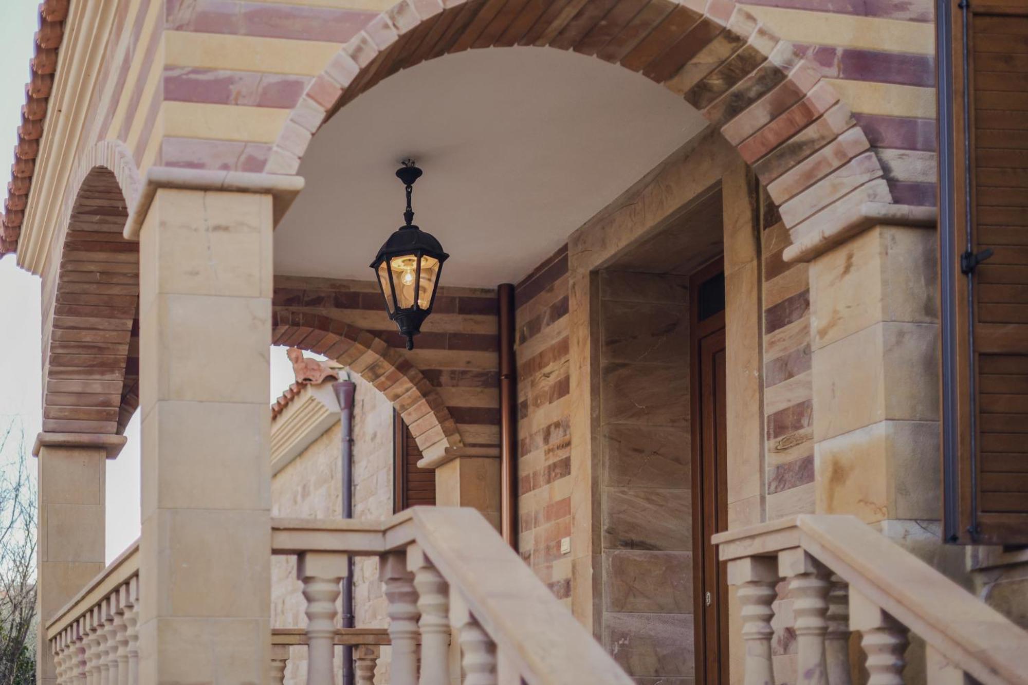Archontiko Frideriki Luxury Apartments Chios Town Zewnętrze zdjęcie